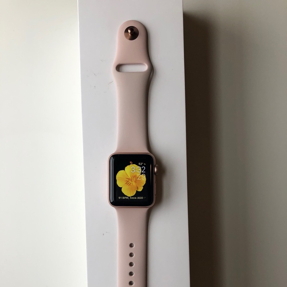 Apple Watch series 3 rose gold
